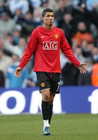 德乙前瞻：布伦瑞克抢分远离降级区，沙尔克冲4连胜巩固榜首（德乙前瞻：布伦瑞克力争抢分远离降级，沙尔克剑指四连胜稳居榜首）