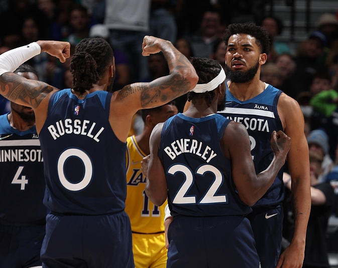 意媒：斯帕莱蒂想买中场，目标弗拉泰西、泽林斯基或法乔利（意媒：斯帕莱蒂寻求中场补强，瞄准弗拉泰西、泽林斯基与法乔利）