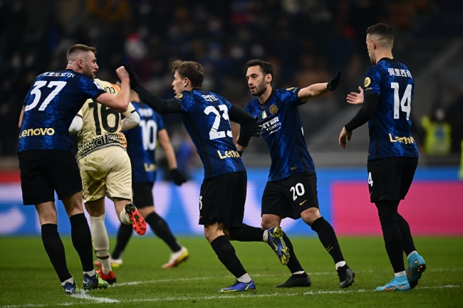 TA分析英格兰队小组赛形势：克罗地亚年龄大、加纳球员有威胁（TA评析英格兰小组赛前景：克罗地亚老化明显，加纳威胁不小）