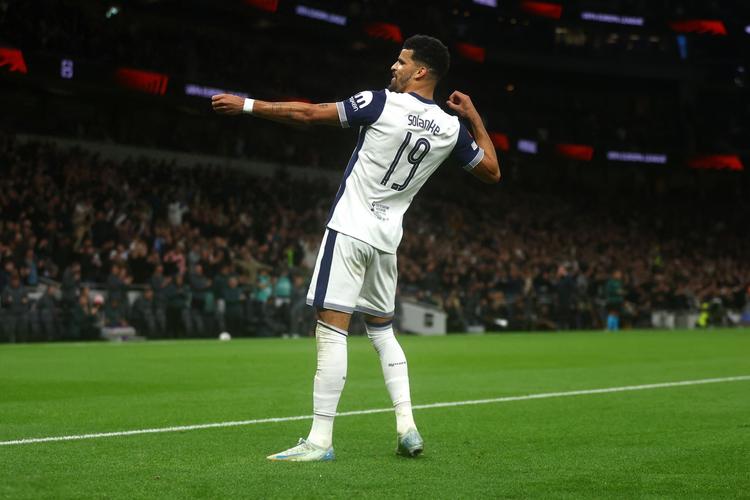 乌姆蒂蒂：我效力巴萨后期曾备受煎熬，目前正在学习教练课程（乌姆蒂蒂自曝巴萨末期饱受煎熬，正攻读教练课程）