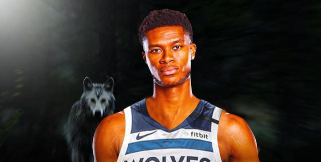 回顾苏炳添10次“破十”光辉瞬间（苏炳添十度破十：高光瞬间全记录）