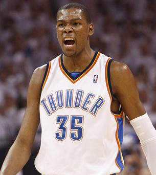 NBA战报：小瓦格纳37+6+7，布伦森空砍33+11，尼克斯121-133不敌魔术（魔术133-121力克尼克斯：小瓦格纳37+6+7闪耀，布伦森33+11难救主）